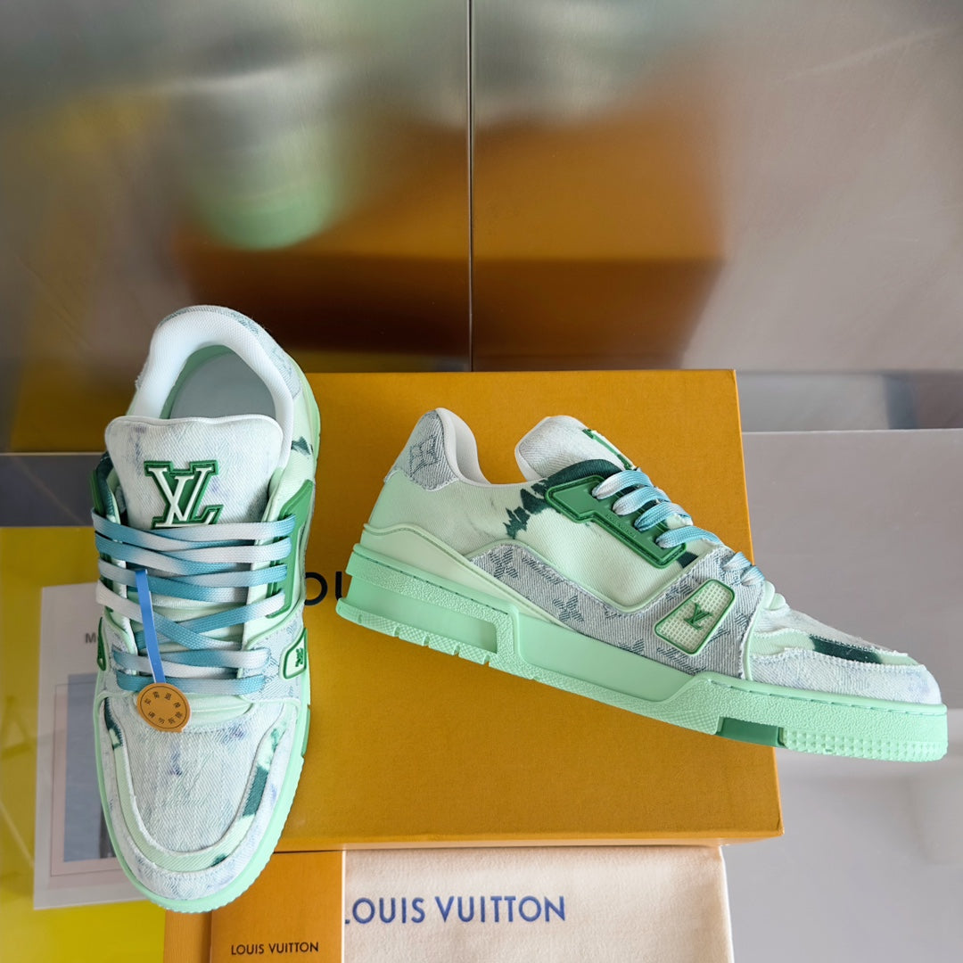 1105 New high quality golf shoes