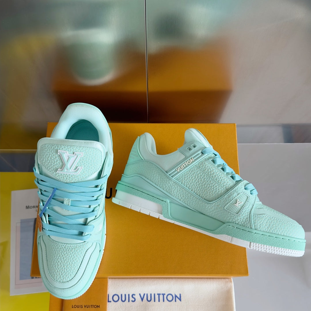 1105 New high quality golf shoes