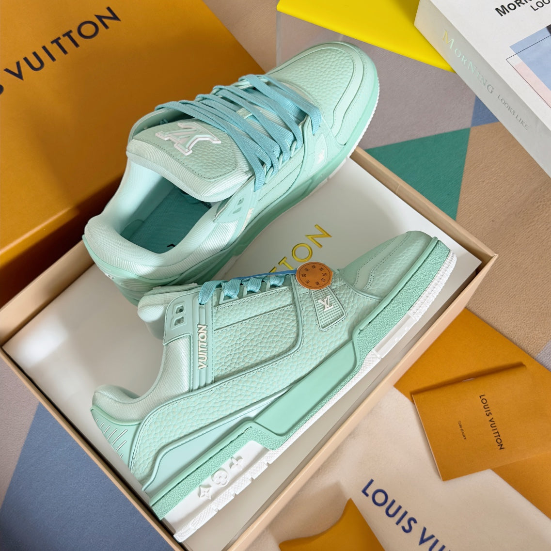 1105 New high quality golf shoes