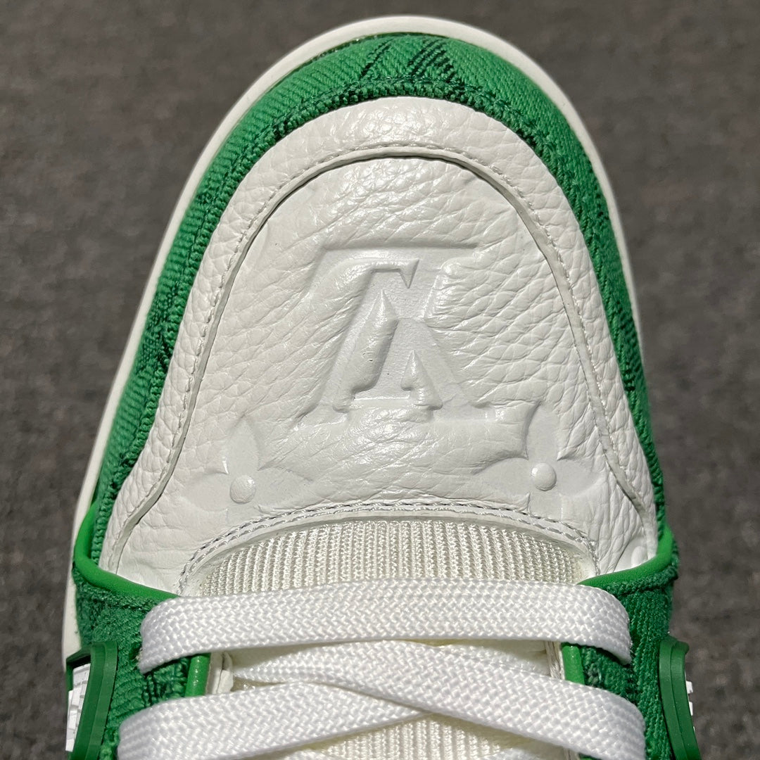 New color matching casual golf  shoes