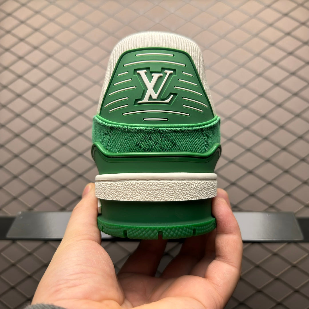 New color matching casual golf  shoes