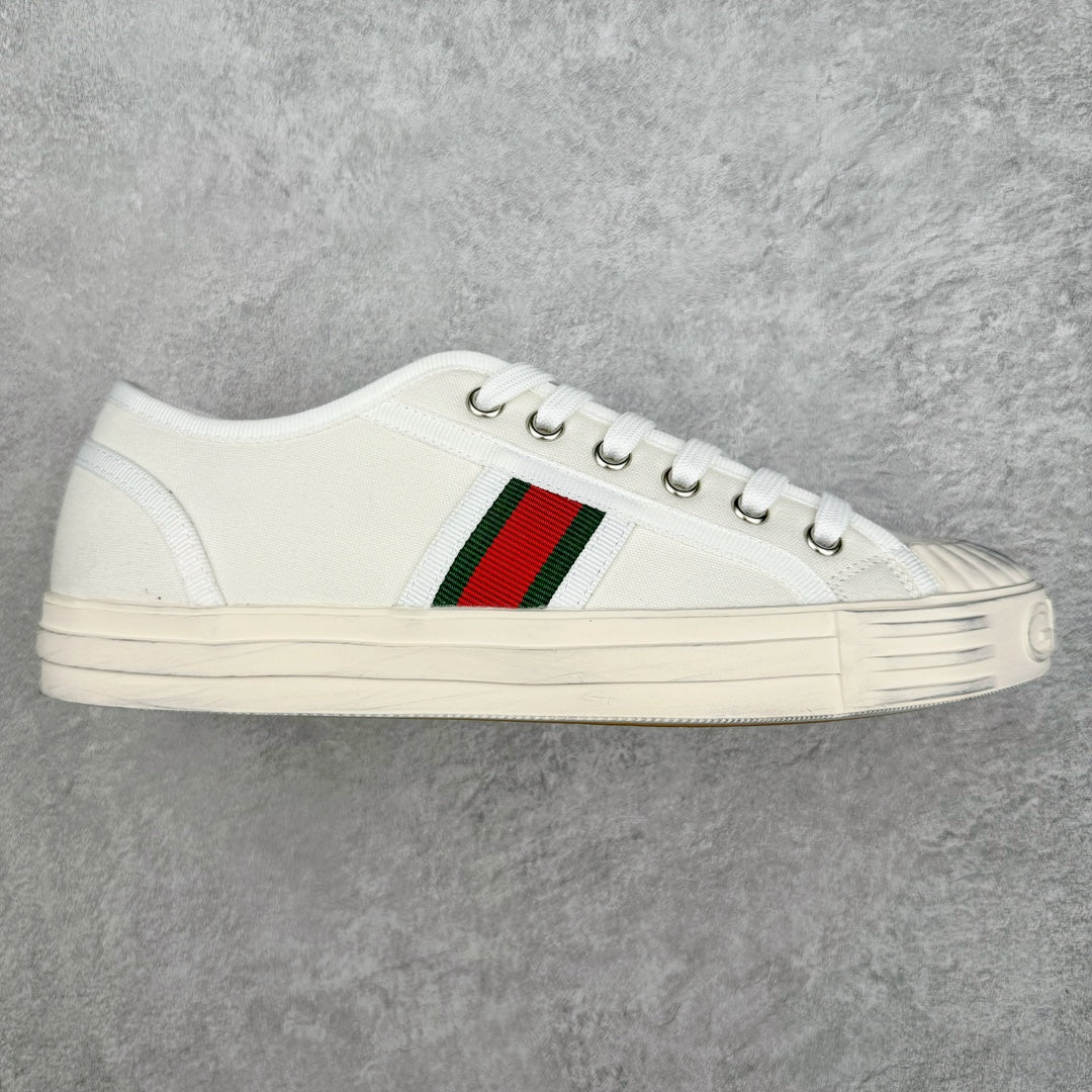 0722 New design golf shoes
