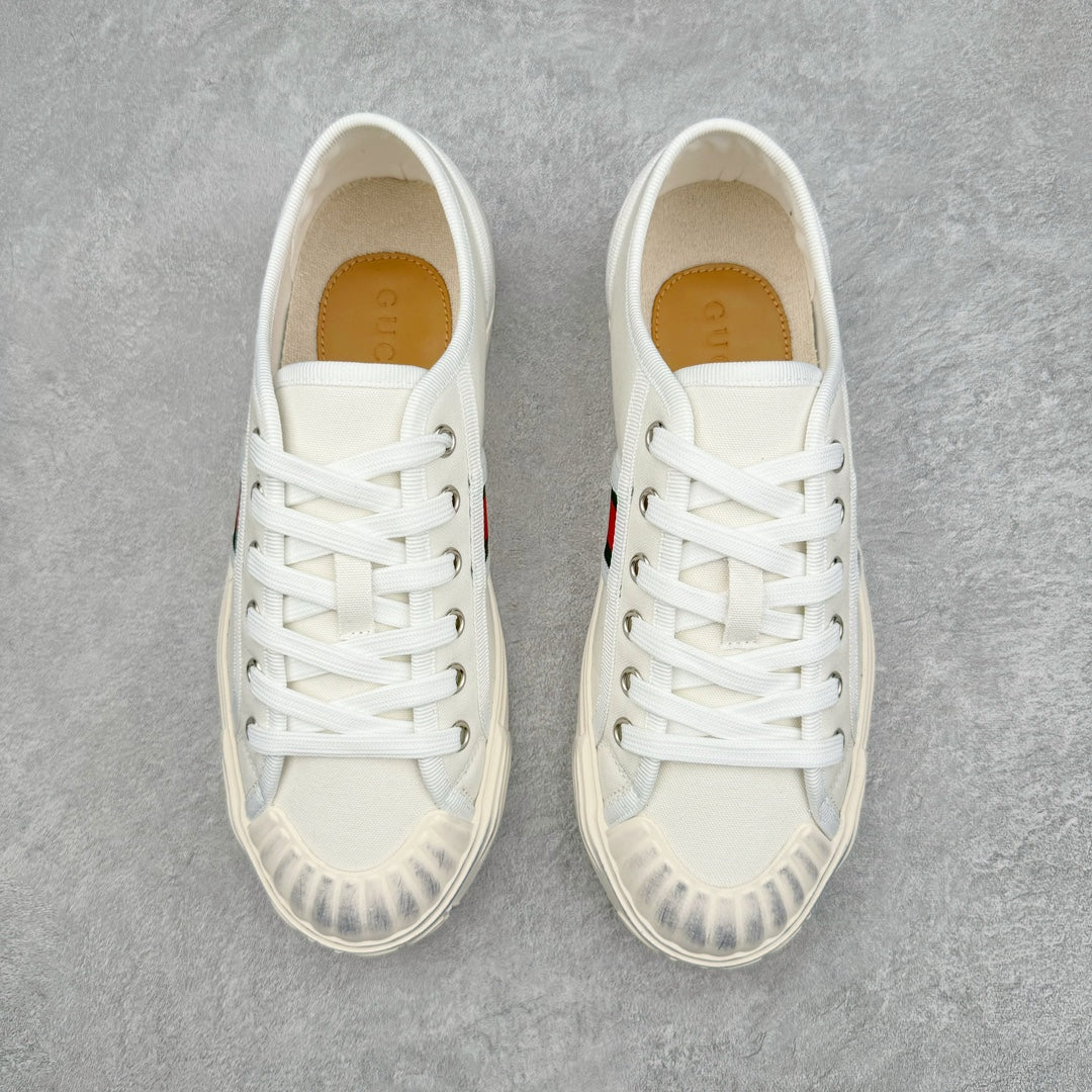 0722 New design golf shoes