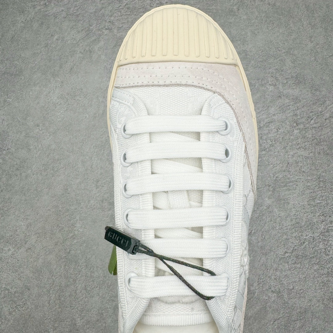 0722 New design golf shoes