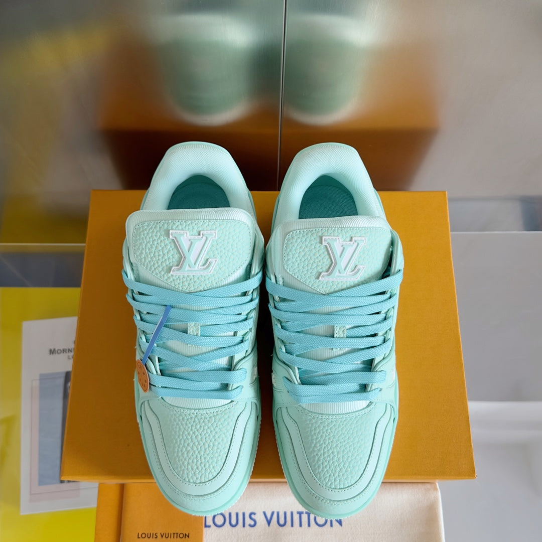 1105 New high quality golf shoes