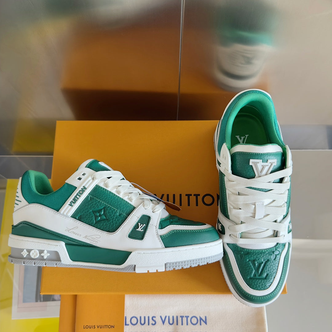 250318 New high quality new color golf  shoes