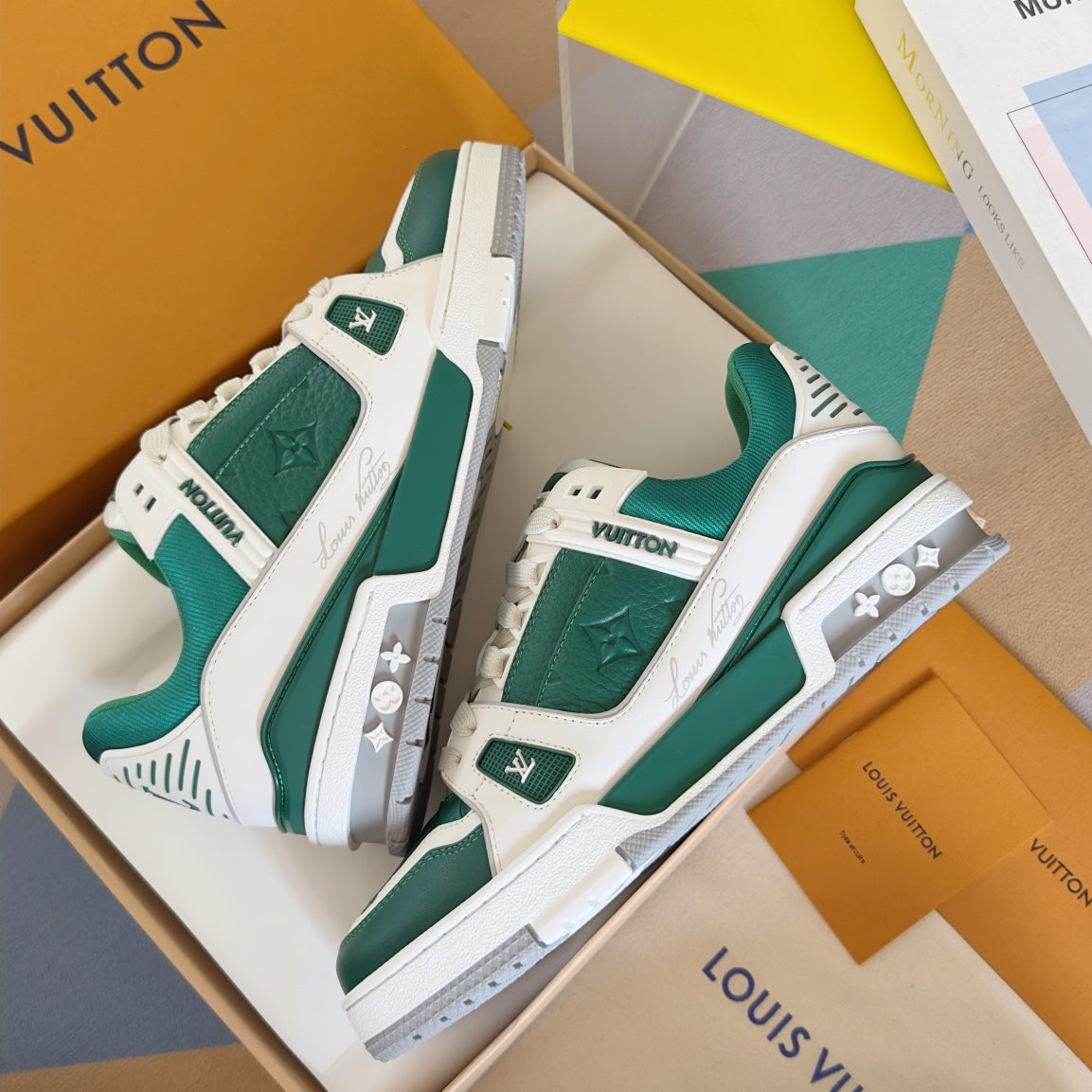 250318 New high quality new color golf  shoes