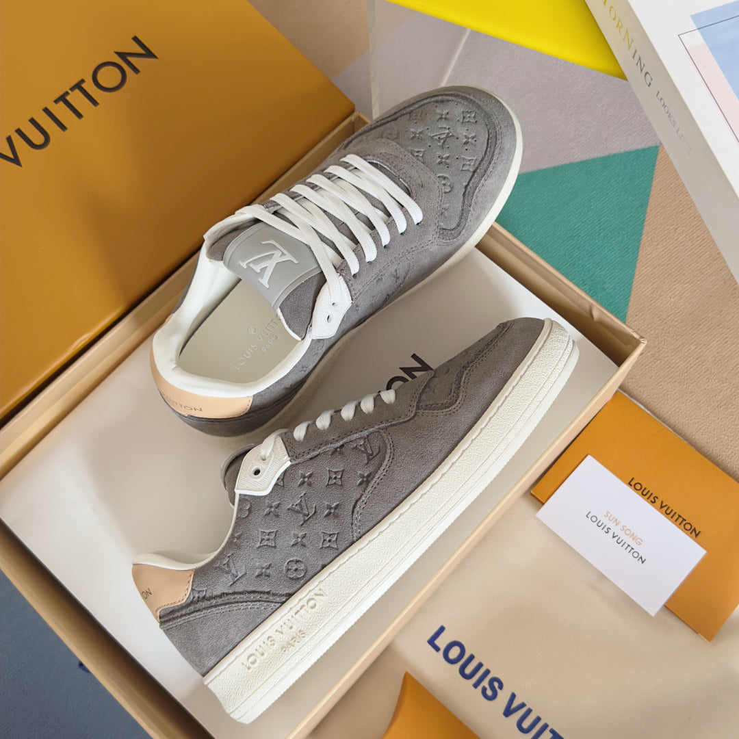 250318 New high quality new color board shoes